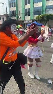Cười vui vẽ hjhjhjhj