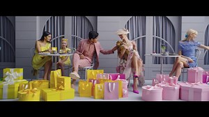 294K views · 415 reactions | Shop your heart out this season and discover over 200 designer brands for 30-70% less. | Designer Outlet Roermond | Facebook