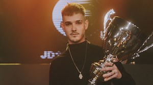 Bnet se retira: entró como reserva y se fue como el mejor