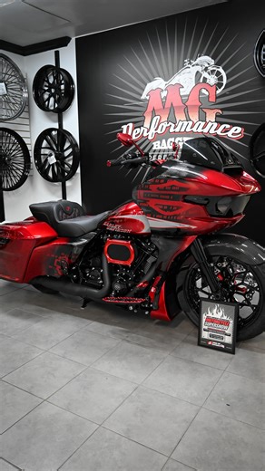 Harley-Davidson Road Glide 2024 avec seulement 9 kilomètres au compteur. 61 995$🔥🔥 📞450-778-2453 🌐mgperformance.ca MG PERFORMANCE BAGGERS #mgperformancebaggers #motorcycle #harleydavidson #bike #custom | MG Performance Baggers