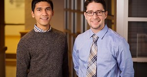 Sodium battery contains solution to water desalination