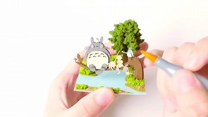 Totoro mini papercraft 😮 Lo trovate qui > http://amzn.to/2sShFQc (link anche nel 1° commento) Credit 📷 https://goo.gl/wpDp1e | sempredirebanzai.it