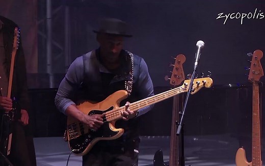 【马库斯米勒·现场】爵士贝斯演奏家·Marcus Miller & Keziah Jones - I'll Be There, Come Together