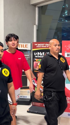 Behind the scenes, and here’s River Joseph showing that post-shoot glow. | Oskee Recabar