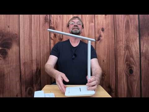 Demonstrating a Rechargeable Desk Lamp With 5 Color Modes - Shinelife