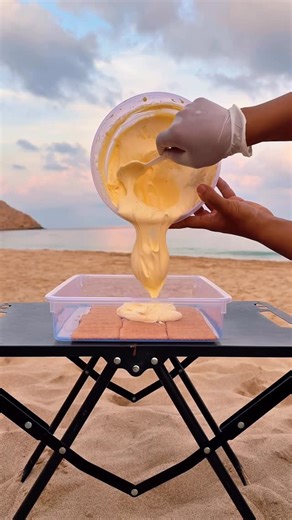 @malfalasiii on Instagram: "Tiramisu Recipe Cream Mixture: • Cream cheese • Condensed milk • Fresh cream • Caramel • Dream Whip Mix all the ingredients together until smooth and well combined. Biscuit Layer: • Vicenzovo Italian ladyfingers (or any biscuits of your choice) • Fresh milk • Coffee Mix the coffee with the milk. Dip the biscuits into the mixture for a few seconds, then arrange them on a plate or dish. Assembly: Once the first biscuit layer is done, spread a layer of the cream mixture 