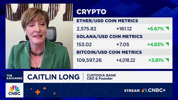 Stablecoins are an onramp to bitcoin, says Custodia Bank CEO Caitlin Long