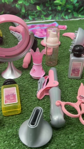 Incredible Hairdressing & Makeup Play Set for Kids