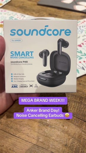 Experience Smart Noise Cancelling with Anker Earbuds