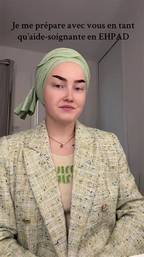 Préparation d'une aide-soignante en EHPAD