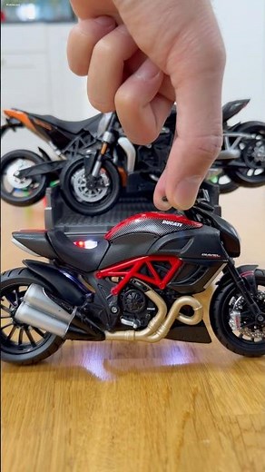 TOYOTA Land Cruiser Delivery BMW | KTM | DUCATI X | DUCATI CABON | Motorcycles #shorts