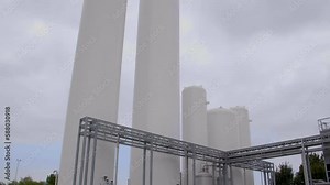 Gas plant. Liquified natural gas storage. Hydrogen gas. Storage tanks for gas.