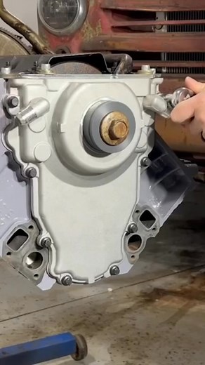 How to properly install and LS timing chain cover 👨🏻‍🔧 #theroygarage | Karyme Downs