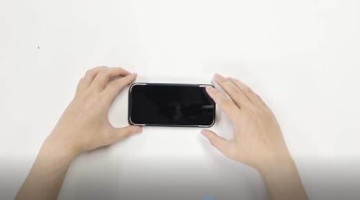 look! it's so easy to install the glass on your phone