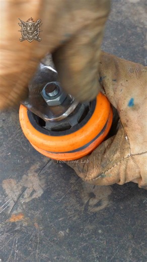 47K views · 266 reactions | How to Build a Pulley for Lifting and Moving Heavy Loads! #reels #instagramreels #pulley #lifting #moving #heavy #loads #welding #metalworking #lifehacks | Tool Time Lab | Facebook