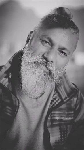 Hum chale jayenge koi aur aa jayega 😊💯✔️ #praja.01 #shorts #shayaristatus #urdushayari #reels