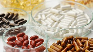 Chicago-Area Doctors Say These Supplements Can Prevent Severe COVID-19 Cases