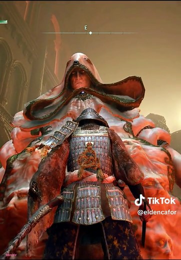 How to Take Pictures with Godskin Noble in Elden Ring