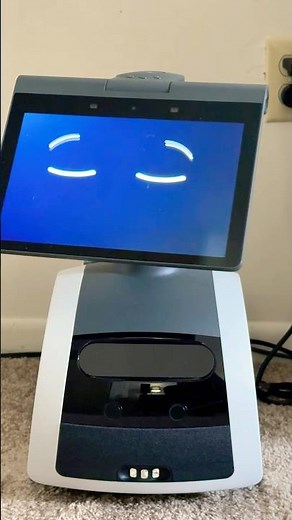 Amazon Astro Can Whistle?! 😙🎶