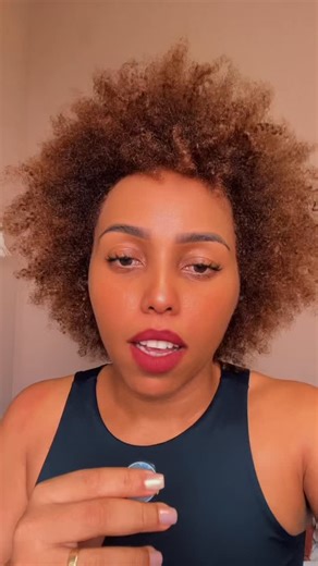 Juliana Fidelis on Instagram: "Eu sei que sou insuportável 🤣🤣🤣🤣🤣🤣 #politica #julianafidelis #viral #cristã #motivacional"