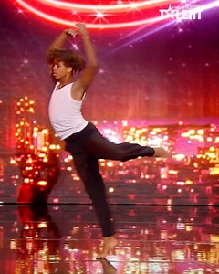 "Il y a un vrai travail de fond entre plusieurs disciplines !" 🥰 Eric Antoine félicite ce jeune danseur de 16 ans. Le meilleur de "La France a un incroyable talent" | Golden TV