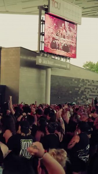 Indianapolis stood firm against all odds! The siege continues in Burgettstown, PA tonight. Are you prepared for battle? Tickets VIP: amonamarth.com/tour | Amon Amarth