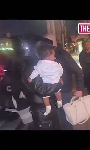 #rihanna | Profile Celebrity