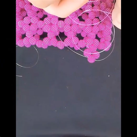 28K views · 1K reactions | How to Bead a Honeycomb Bag  It's time to add another design to your beaded bag collection. This easy-to-follow step-by-step tutorial will take you through the process of making this beautiful bag. Happy beading! @Nastena14AEX #lovebeads #beadedbag #beadedbagtutorial #handmadebag #beadsbag #beadingtutorial #DIY #beadingpattern #bags #beadingtrends #trendybeads #beadwork | Love Beads | Facebook
