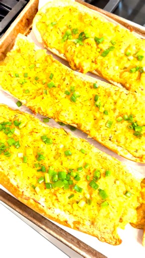 Crawfish bread is a must-have during fest season! We’re celebrating with our irresistibly cheesy and flavorful Crawfish Bread recipe: https://bit.ly/3Wq4rYZ 🦞 | Blue Runner Foods