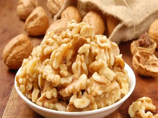 5 Benefits Of Eating Soaked Walnuts On An Empty Stomach In The Morning