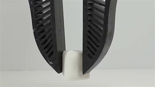 UT researchers develop robotic hand