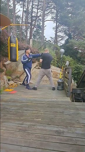 BOXING TRAINING AT HOME