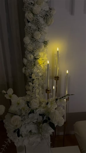 @dreamy.picnic__ on Instagram: "#förlovning #förlovninghemma #förlovningsdekoration #dekoration #heminredning aesthetic stilrent elegant malmö skåne"