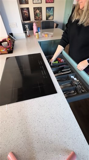 Resetting the kitchen so I can go into Monday with a clean mind. I love my kitchen since it’s been renovated and it’s the one place in the house that I try every day to make sure is clean. I spend most of my time in here and I want to feel like it’s a positive space to work, live and enjoy cooking in ❤️ #cleantok #cleanwithme