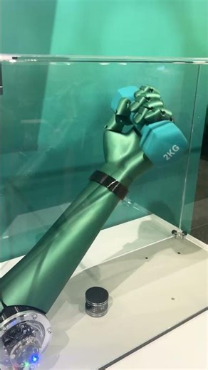 A Coin‑Size Board Driving a Humanoid Hand | APEC 206 | Infineon