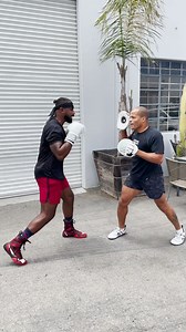 14 reactions | Feint - 1️⃣ - Feint - 2️⃣ - 1️⃣ - 2️⃣ - 3️⃣ - 2️⃣...