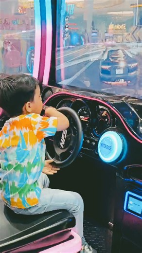 🏎️ Little Racer in Action! 😍🔥 #ArcadeRacing #RacingGame #KidsFun