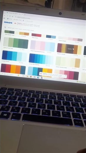 آدرس سایتش اینجاست 👎Coolors.co. #طراحی_سایت #وردپرس #هوش_مصنوعی #دیجیتال_مارکتینگ #المنتور