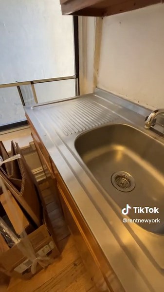 Renovating a Railroad Apartment in NYC: Transforming Layout and Design