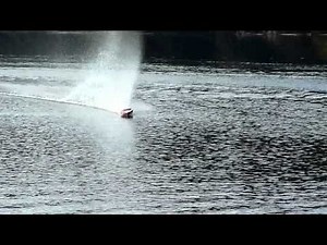 Traxxas Spartan RC Boat on Fullymax 5000mAh 11.1v 40c 3s Lipos