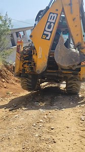 Why is the bucket placed on the left not placed right in the middle to balance #balance #Right #fblifestyle | Excavator proyek