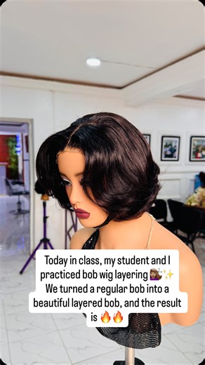 A Tutor /hair revamp/ ventilator / Trainings/hairs & Wigtools on Instagram: "Today in class, my student and I practiced bob wig layering 💇🏽‍♀️✨ We turned a regular bob into a beautiful layered bob, and the result is 🔥🔥 Watch till the end to see the final look. For professional layering training, Wig Academy got you covered 👌 @wignewbeauty_academy"