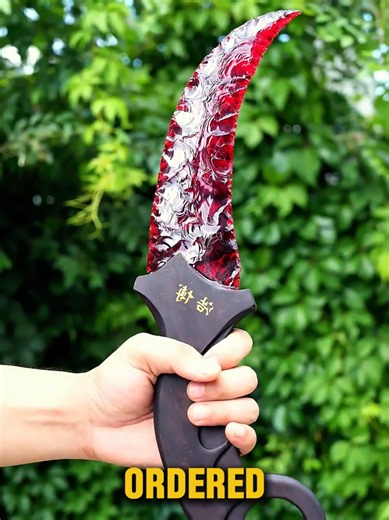 Red Crystal Blade Tutorial: Make Ryan Reynolds’ Deadpool Red Blade