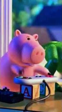 Hamm Play Video Games 1999