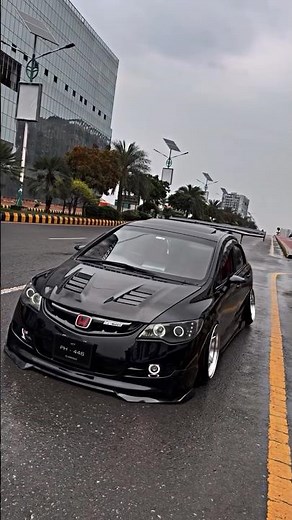 Modified Honda Civic with Aggressive Stance & Big Alloys | JDM Beast!