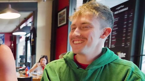 Two Brits try Southern BBQ for the first time!