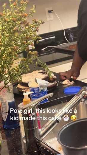 #cakedecorating #hillarious #shedidherbest #tastebetterthenitlooks