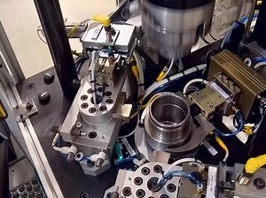 浅谈全自动化控制系统，我是老张，关注我，带你了解更多机械设计小知识！#自动化控制系统 #机械设计 #非标自动化