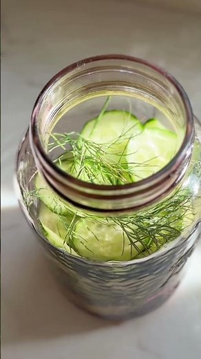 Easy 5-Minute Refrigerator Pickles | Quick Homemade Pickle Recipe