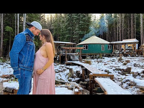 7 MONTHS PREGNANT & Living Off Grid | TEA Blends for ALL 3 Trimesters